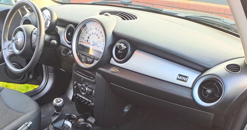 MINI ONE cena 28000 przebieg: 80500, rok produkcji 2013 z Sędziszów małe 562
